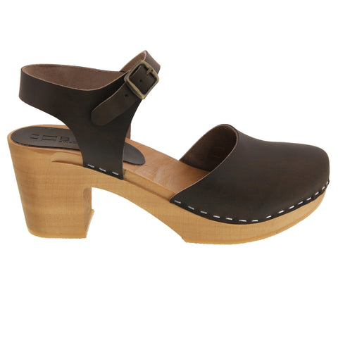 BJORK BJORK MARGARETA Swedish Wood Clog Sandals in Brown Oiled Leather