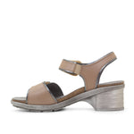 Dromedaris Silvie Adjustable Leather Sandals