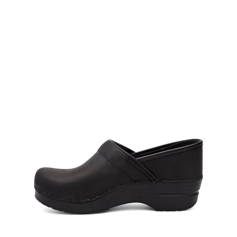 Dansko DANSKO Narrow Professional Black Oiled Leather Clogs