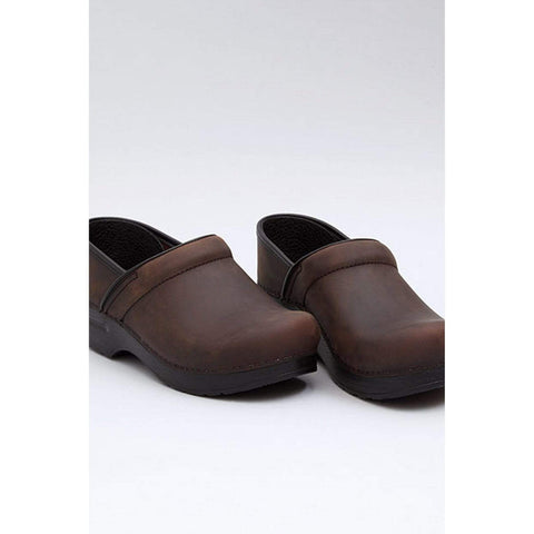 Dansko DANSKO WIDE Professional Brown Oiled Leather Clogs